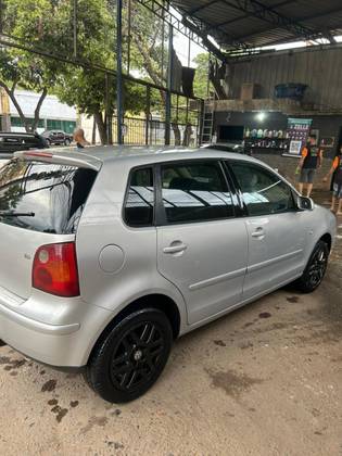 VOLKSWAGEN POLO 1.6 MI SPORTLINE 8V GASOLINA 4P MANUAL